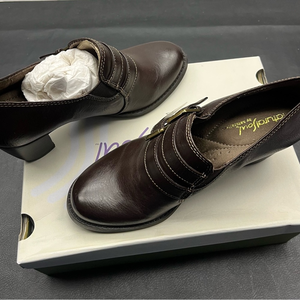 NaturalSoul - Size 6.5 - Brand new in box - Picture 3 of 9